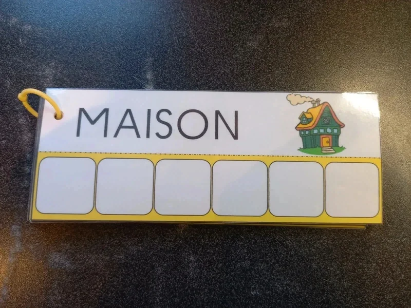 Fiches d'écriture capitale theme de la maison