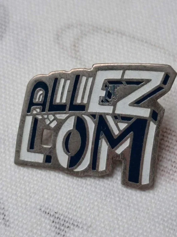 Pin's de collection « L'OM Marseille »